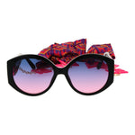 Load image into Gallery viewer, Guess Black Plastic Sunglasses