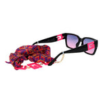 Load image into Gallery viewer, Guess Black Plastic Sunglasses