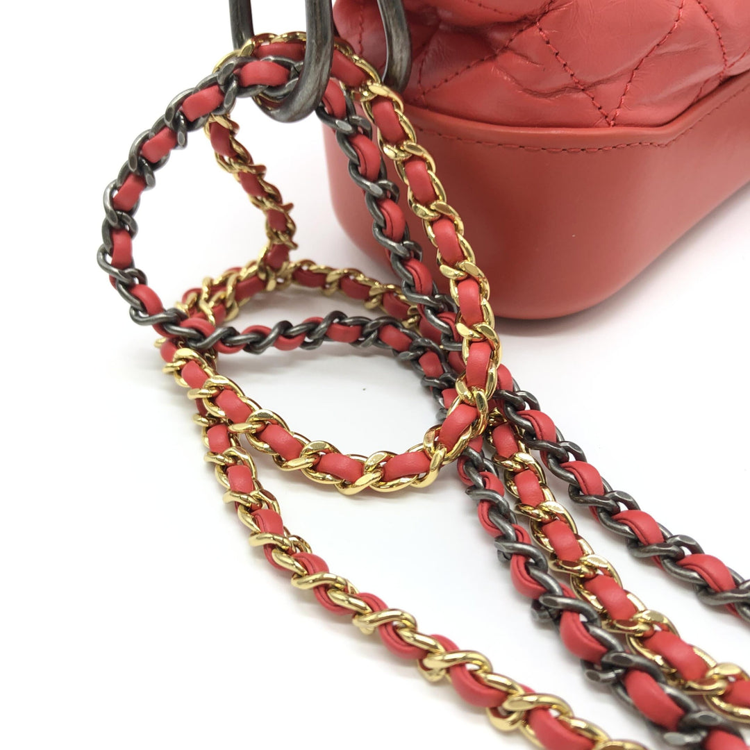 Chanel Rode Gabriel Schoudertas met Ketting