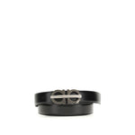 Load image into Gallery viewer, Ferragamo Black Calf Leather Bos Taurus Regular Belt
